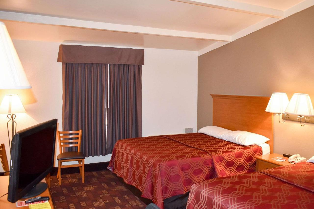 Mho Hotel Bordentown Exterior photo