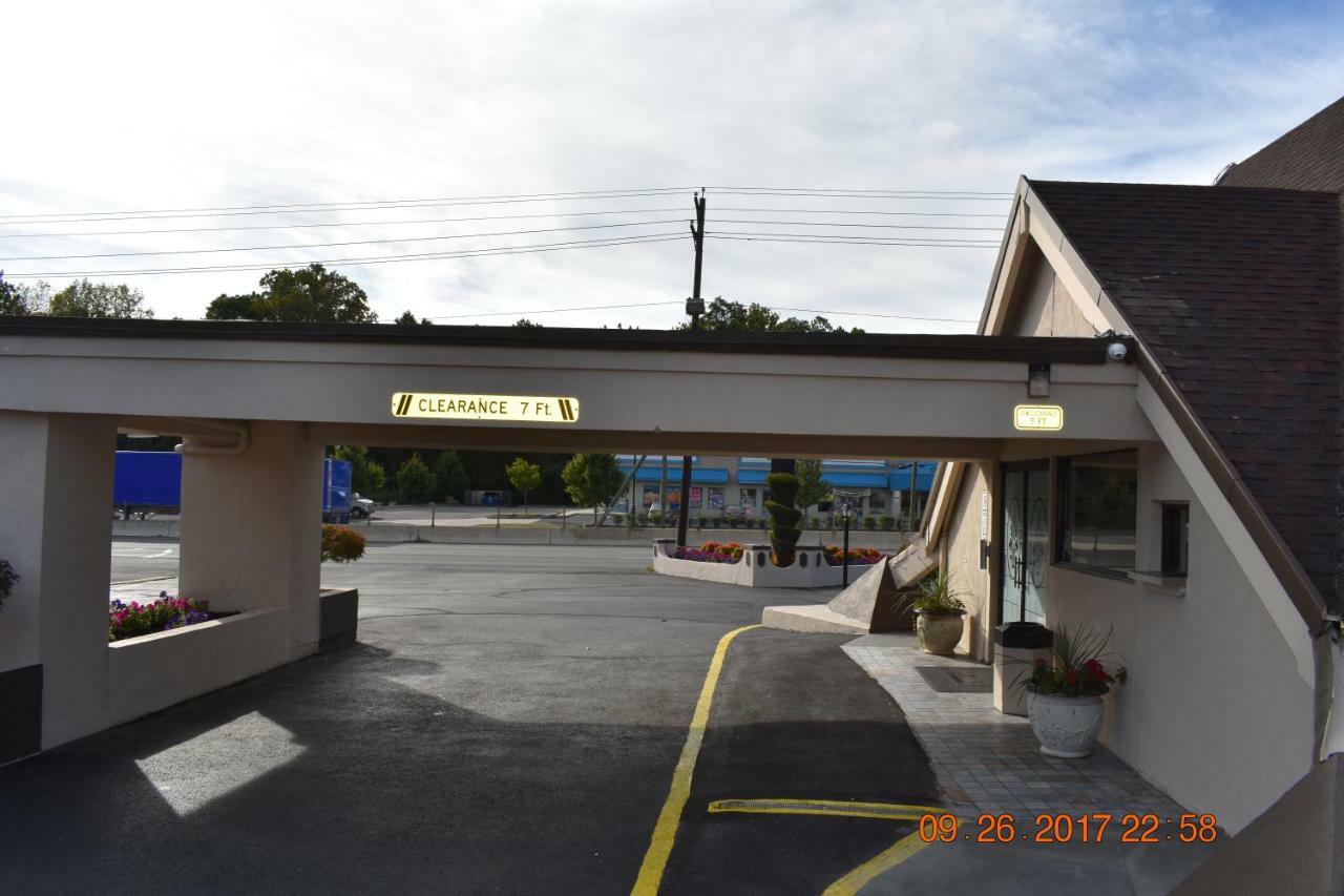 Mho Hotel Bordentown Exterior photo